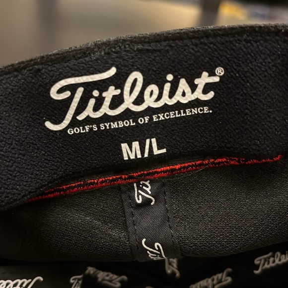 Titleist Footjoy ProV1 Men’s M/L Fitted Hat - Picture 6 of 6